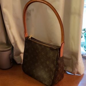 Louis Vuitton looping monogram top handle brown le